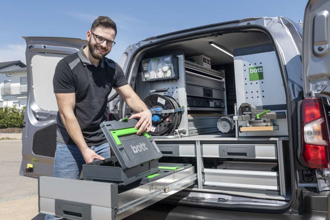 Der Systainer im bott vario3-Unterflurmodul. | Bild: Bott.