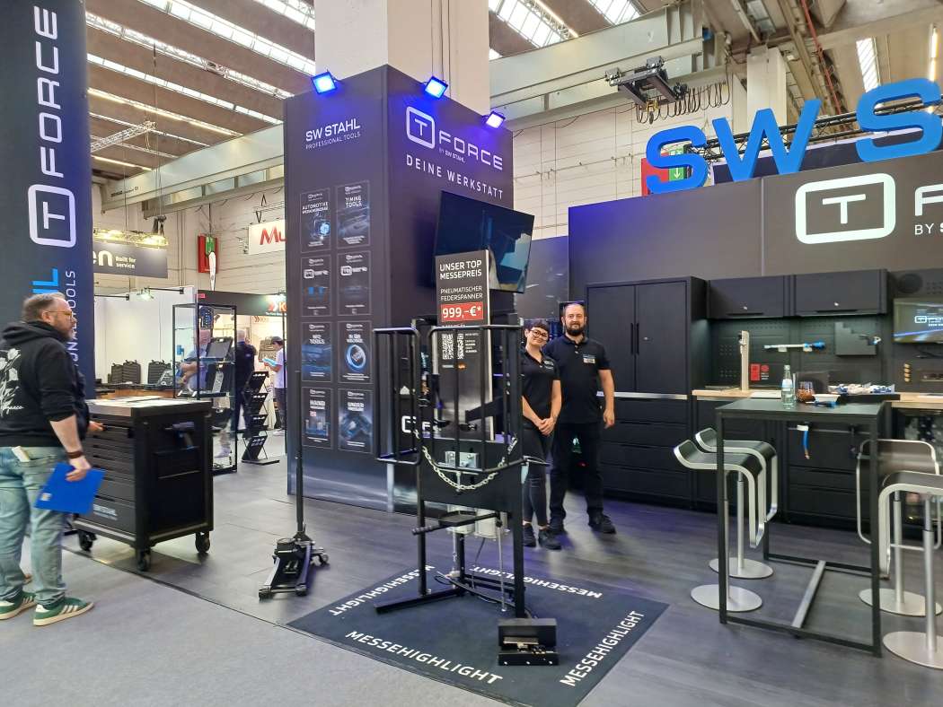 Der Stand von SW Stahl auf der Automechanika. | Bild: Huss-verlag