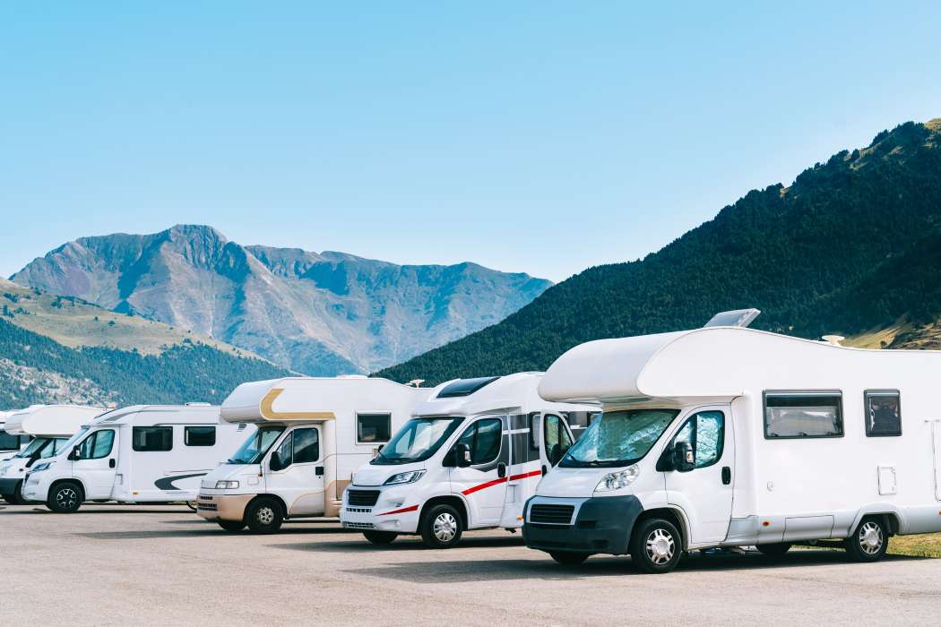 Der wachsende Reisemobilsektor könnte für Nfz-Werkstätten zum interessanten Arbeitsfeld werden.| Bild: AdobeStock.