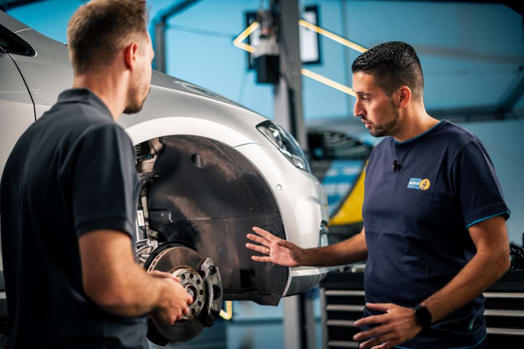 Start der Videoreihe zum Thema Fahrwerk kompakt. | Bild: Bilstein.