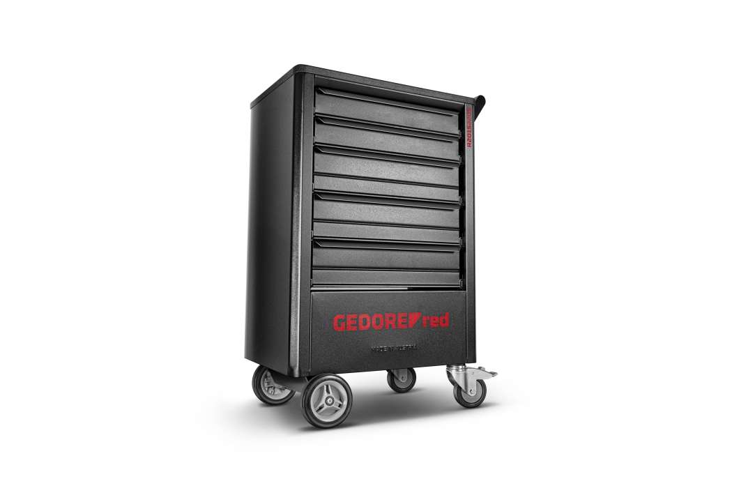 Gedore hat seinen neuen Werkstattwagen GedWorker aus der Gedore red-Linie mit beidseitig ausziehbaren Schubladen ausgestattet. | Bild: Gedore.