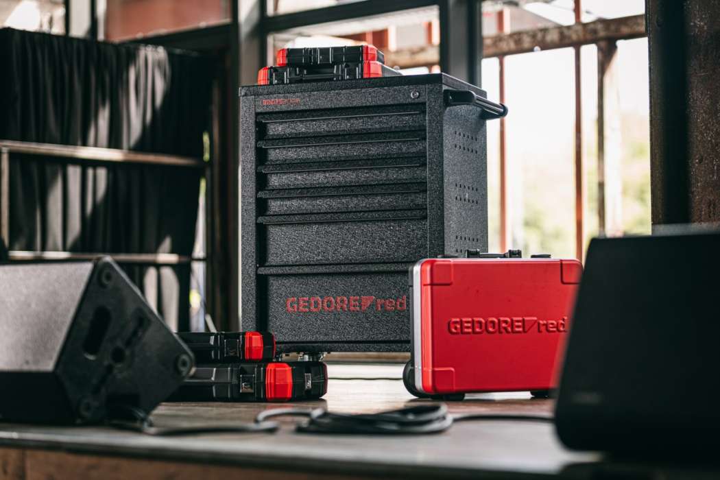 Gedore stellt seine mobilen Lösungen für den Werkstattalltag aus der Gedore red-Produktlinie vor. | Bild: Gedore.