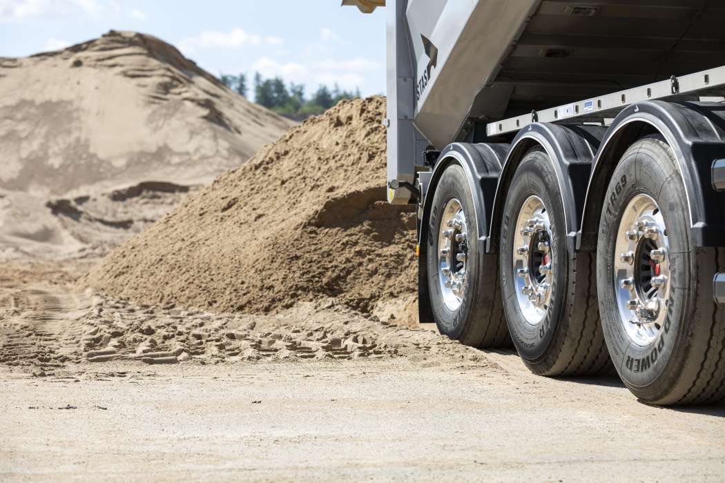 Im Segment "Truck &amp;amp; Transport" von Bohnenkamp eignen sich 17 Profile für den robusten Baustellen-Einsatz. | Bild: Bohnenkamp.