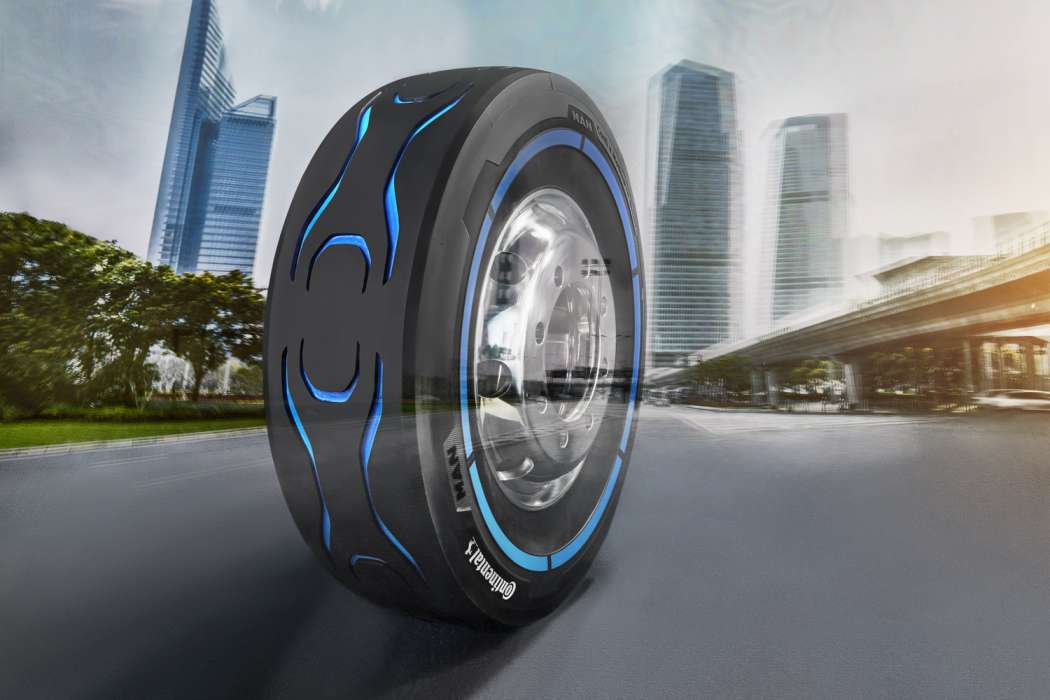 E-Trucks brauchen spezielle Reifen. Der Designpneu Conti e.MotionPro wurde speziell für den elektrischen Lkw MAN CitE entwickelt und zur IAA 2018 vorgestellt. (Foto: Conti)