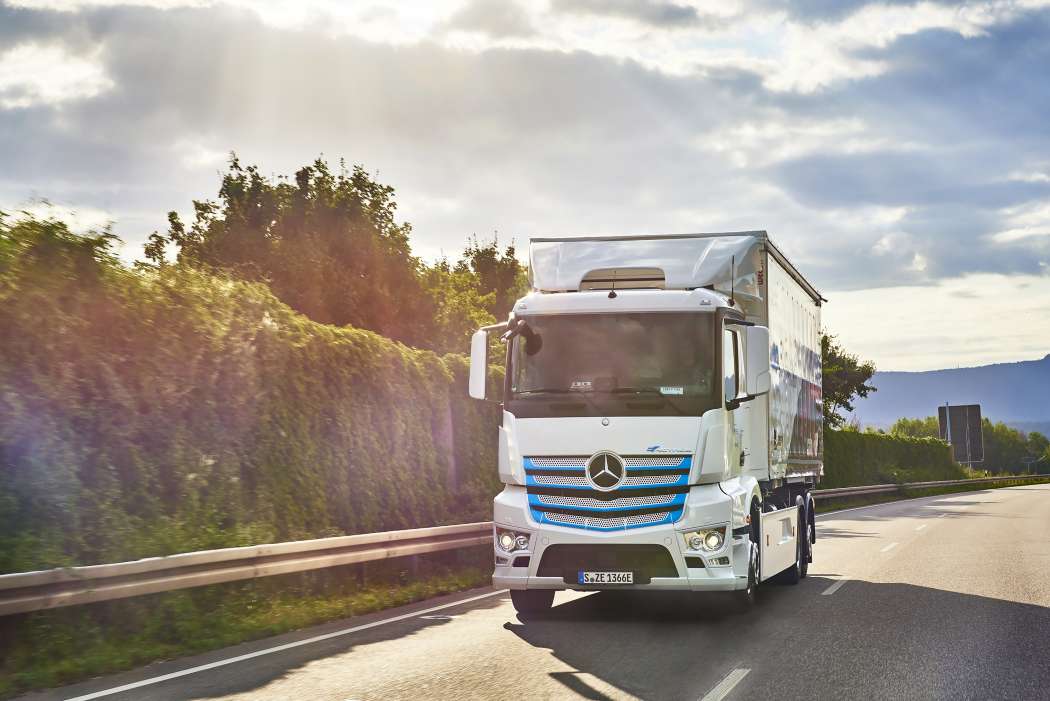 Daimler Trucks &amp;amp; Buses kooperiert mit dem Batteriehersteller CATL bei der Ausstattung der Elektro-Lkw mit Lithium-Ionen-Batteriemodulen. (Foto: Daimler )