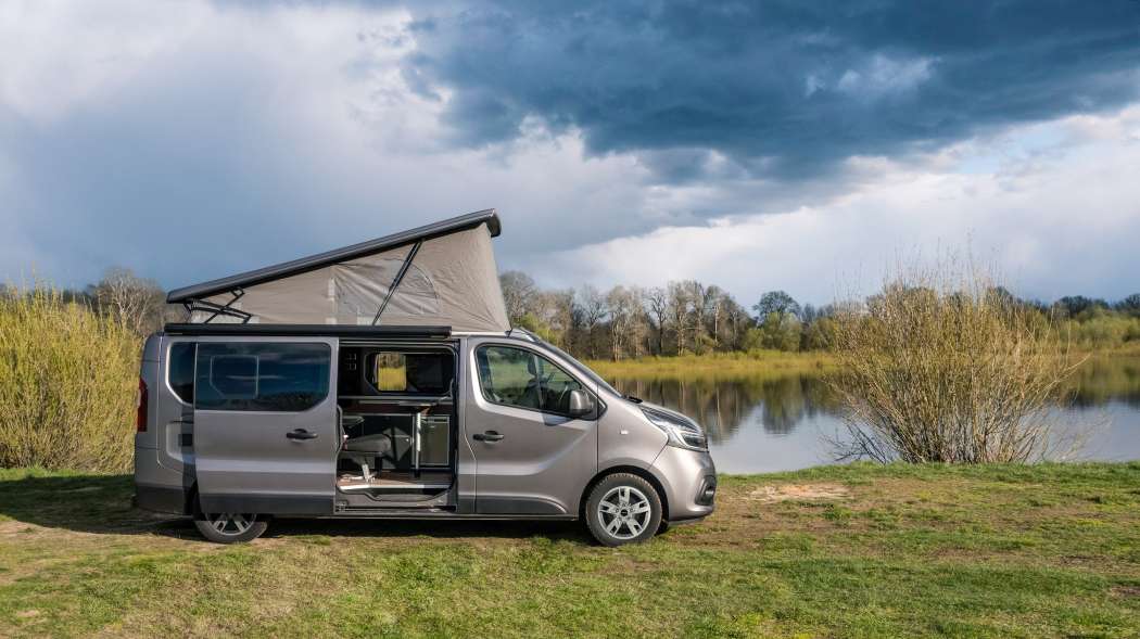 Design mit weniger Gewicht: Die Alu-Felge R64 eignet sich für eine Traglast von bis zu 1.400 Kilogramm und ist in zwei Designs verfügbar. | Bild: Ronal Group.